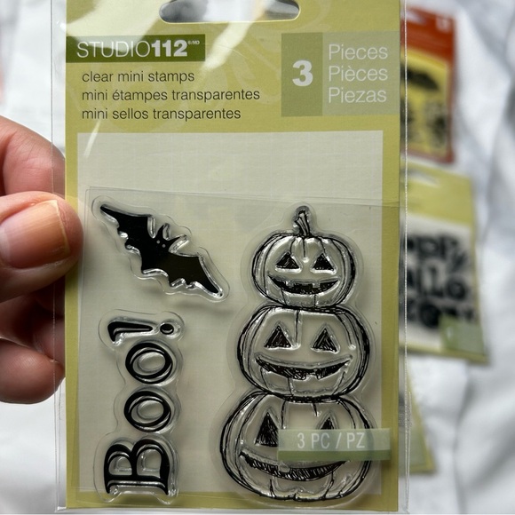 Brand New set of 12 clear stamps & 1 set of Halloween Fall die cuts card making - Picture 11 of 16